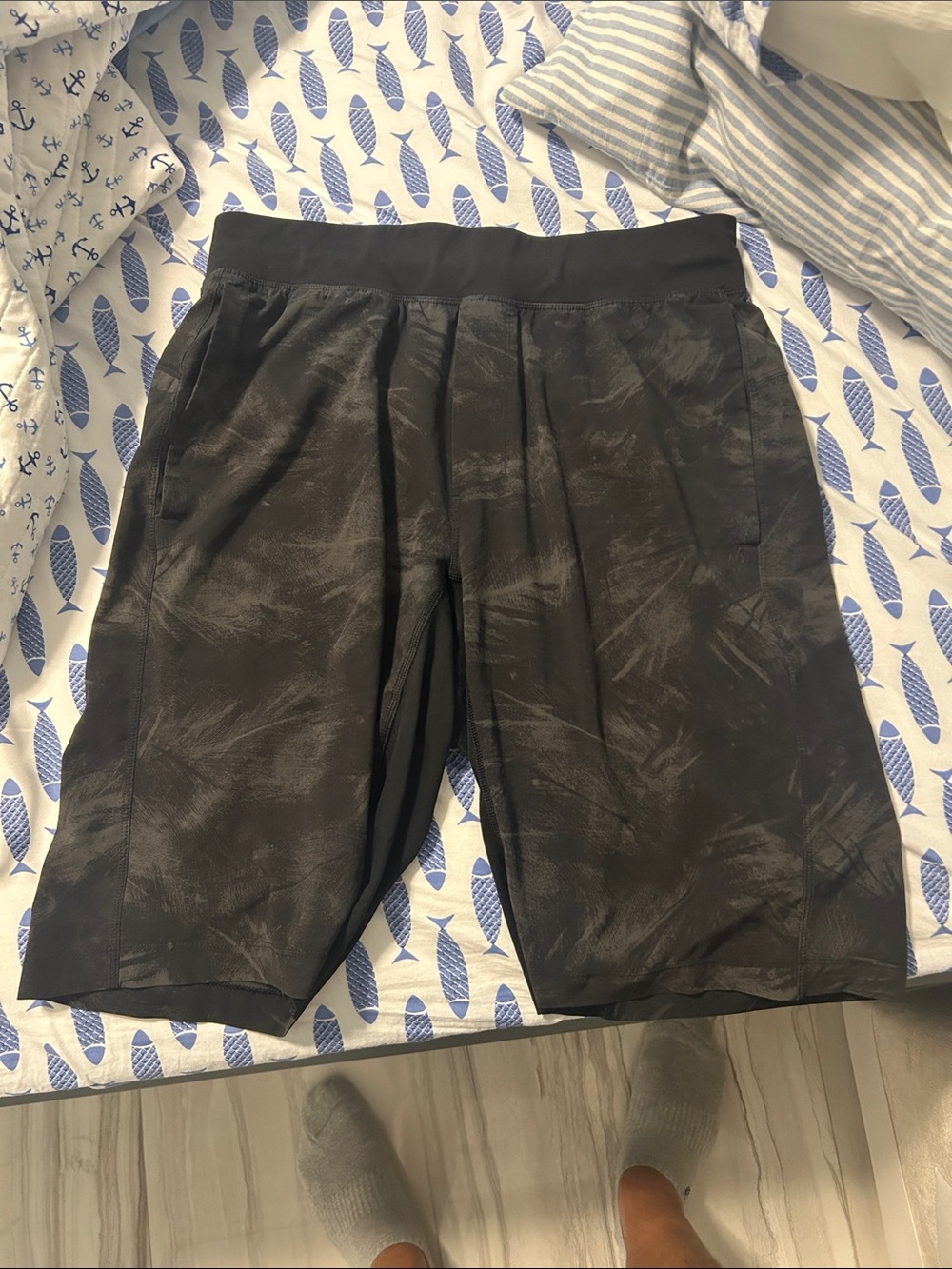 lululemon athletica Men's Black Charcoal Athletic Shorts